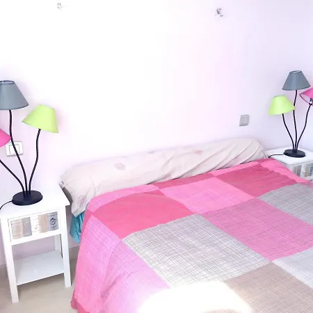Maison De 3 Chambres A A 900 M De La Plage Avec Jardin Clos Et Wifi
